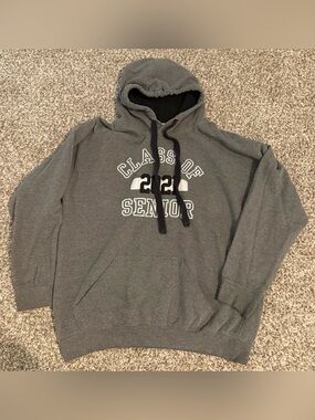 Women’s Class of 2021 Senior Hoodie ~ Size L Gray